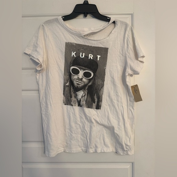 American Eagle Outfitters Tops - Ae graphic tshirt